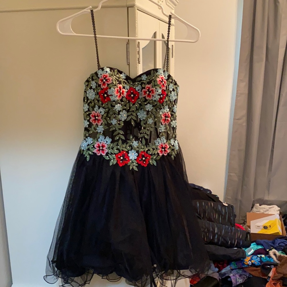 Beautiful dress worn once